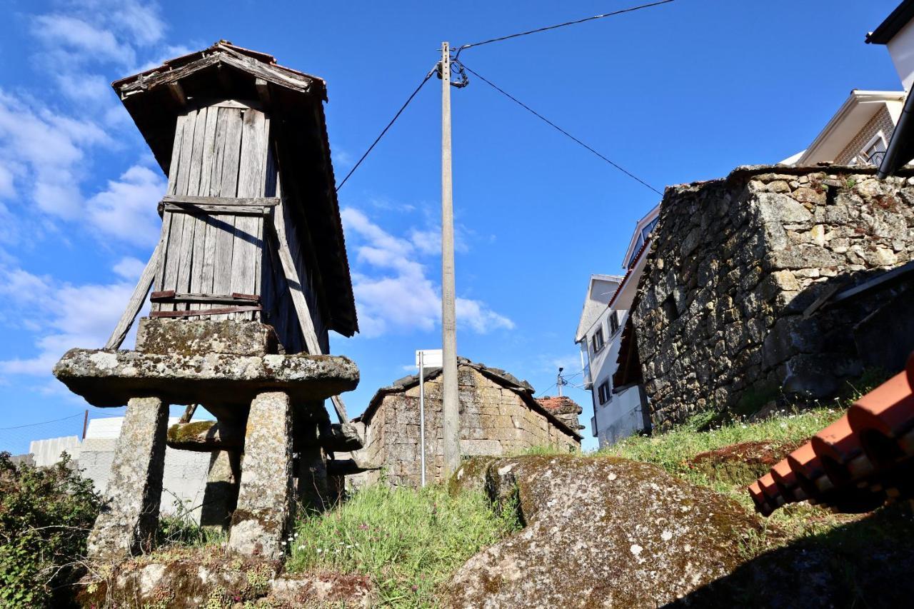Comfortable Rural Cottage In Ancient Village In The Douro Region Viseu Exterior photo